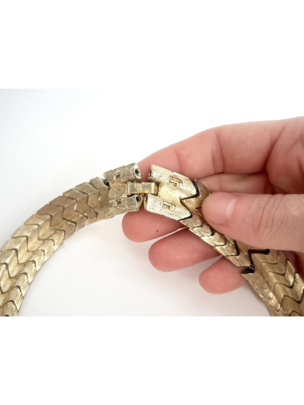 Woven Chunky Gold Toned Vintage Choker 80's Chevron Necklace - Picture 12 of 16